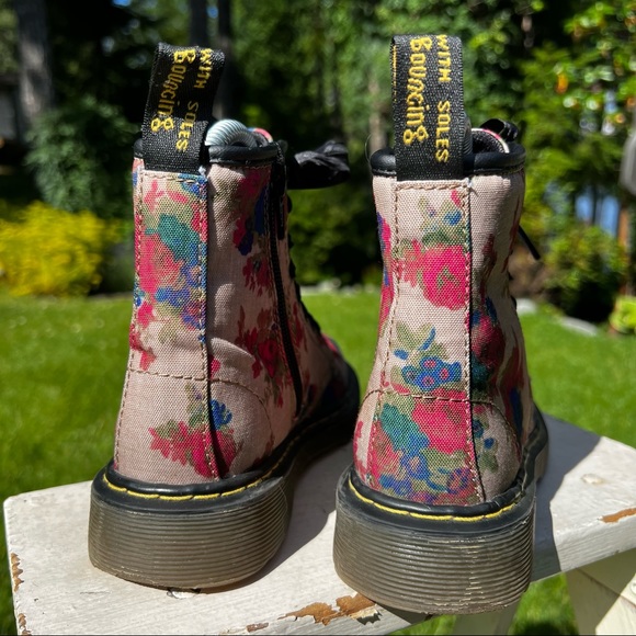 Limited Dr. Martens Delaney Floral Boots (Size 1) - Picture 5 of 11